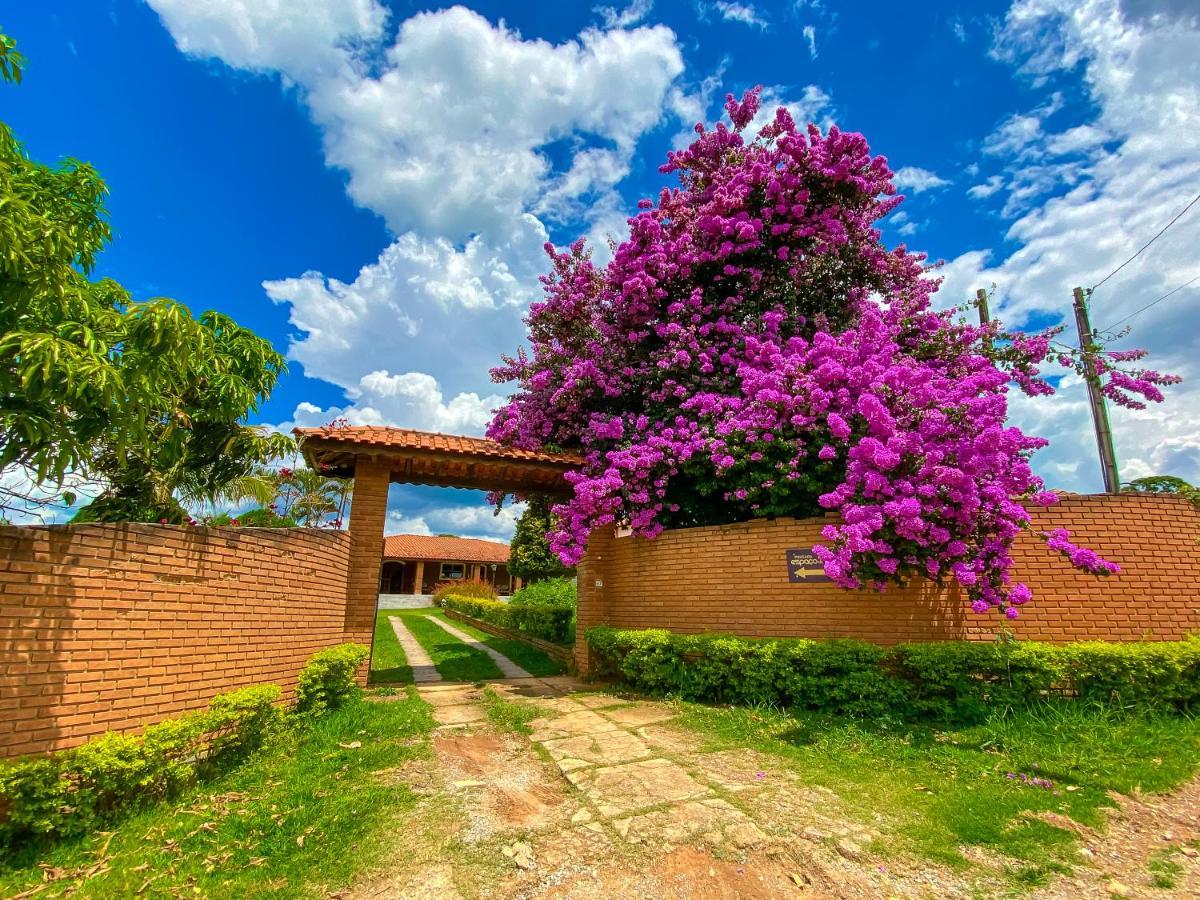 Pousada Espaço do Sol conforto e contato com a natureza Aracariguama Extérieur photo
